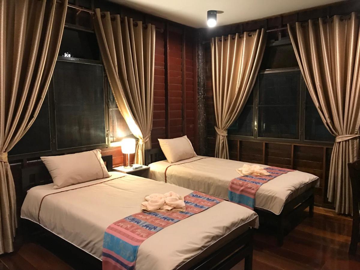 Songthai Suvarnabhumi Bed and Breakfast Ban Khlong Si Exterior foto