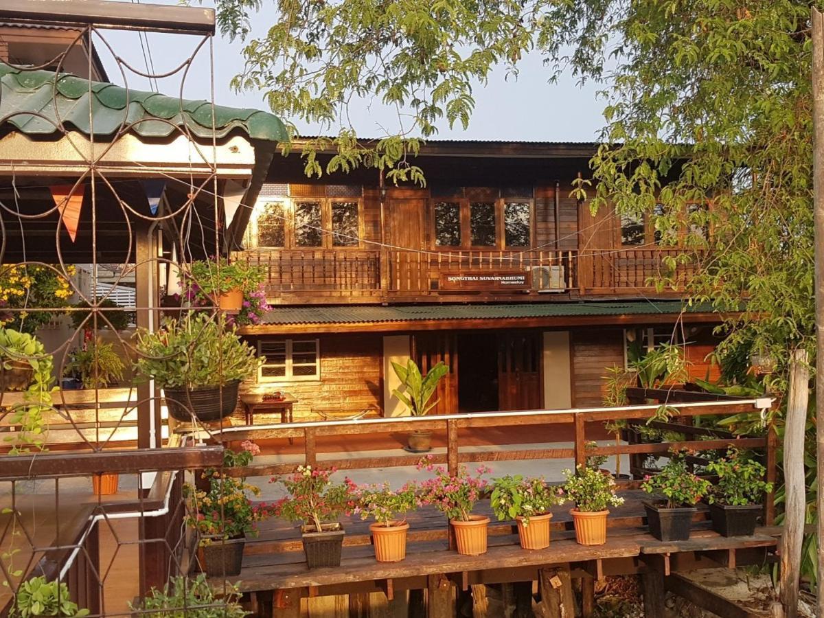 Songthai Suvarnabhumi Bed and Breakfast Ban Khlong Si Exterior foto