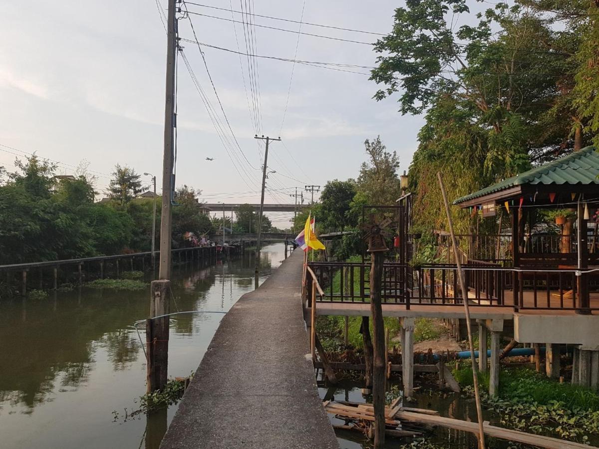 Songthai Suvarnabhumi Bed and Breakfast Ban Khlong Si Exterior foto